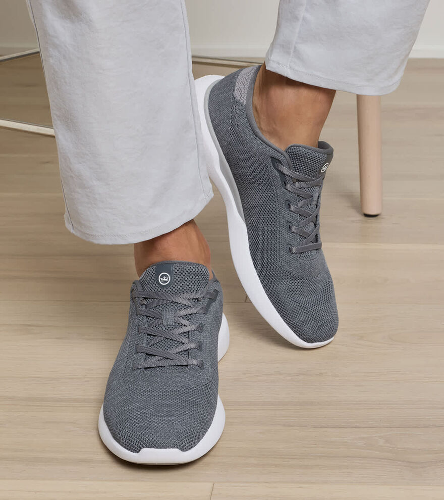 Glide V3 Sneaker image number 2