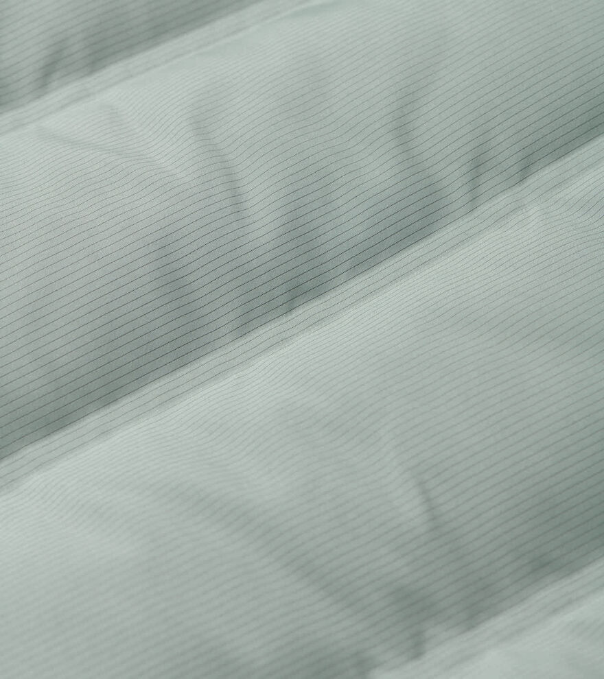 Winsome Hybrid Vest image number 6