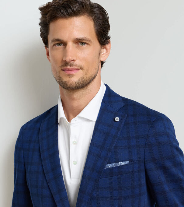 Robusto Pocket Square - Alternate Image 1