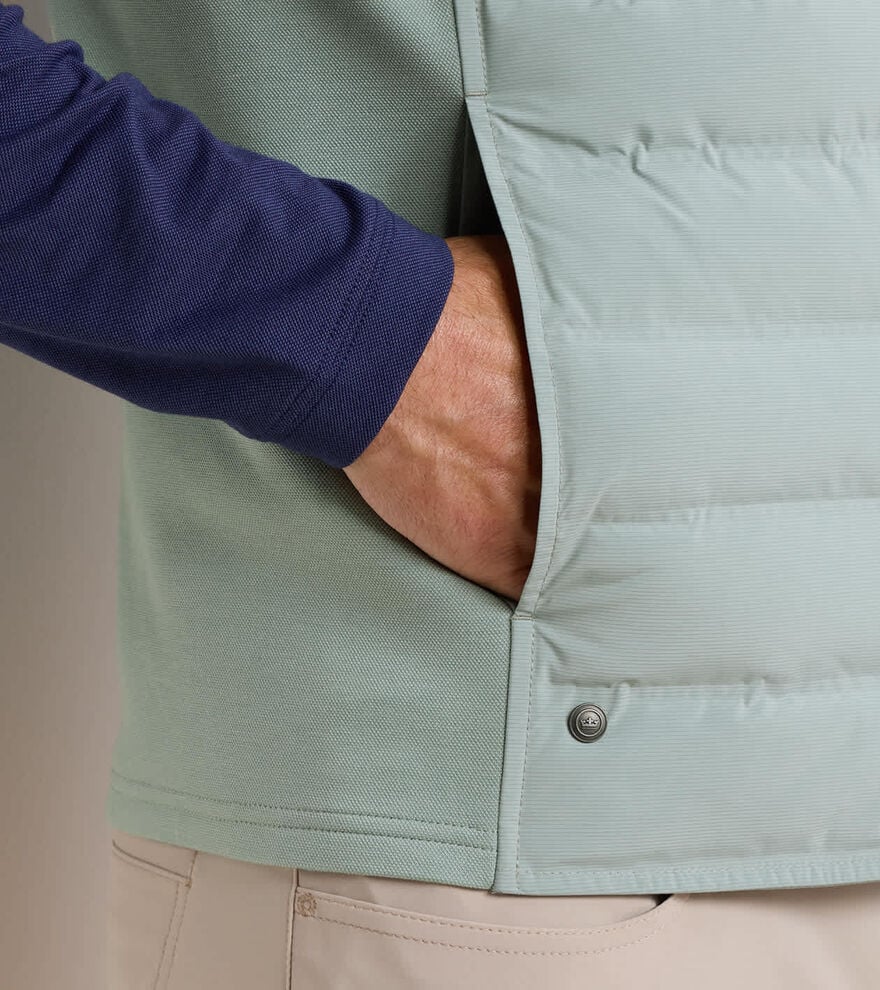 Winsome Hybrid Vest image number 4