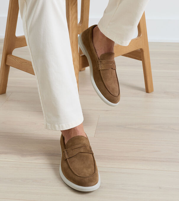 Excursionist Penny Loafer - Alternate Image 1