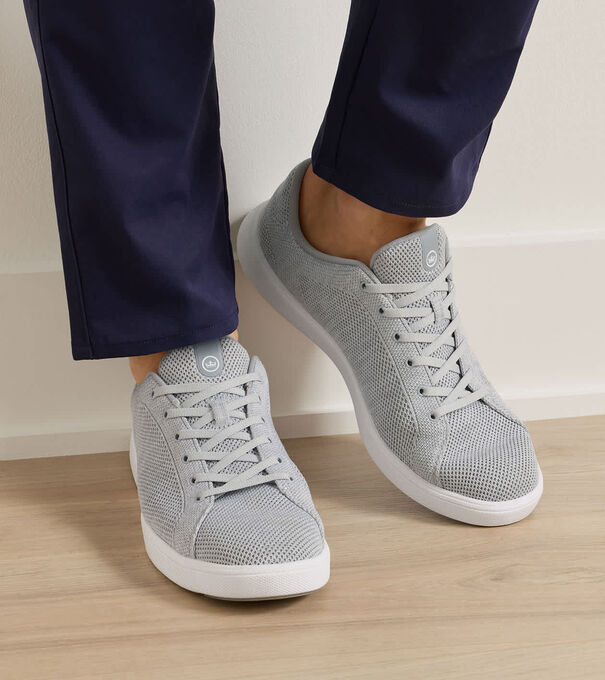 Drift V2 Sneaker - Alternate Image 1